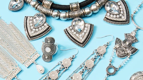 Elliott-Backed Claire’s Eyes Sale as Tariffs Hit Budget Jeweller