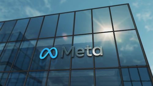 Meta Faces FTC Trial With Instagram, WhatsApp Breakup at Risk